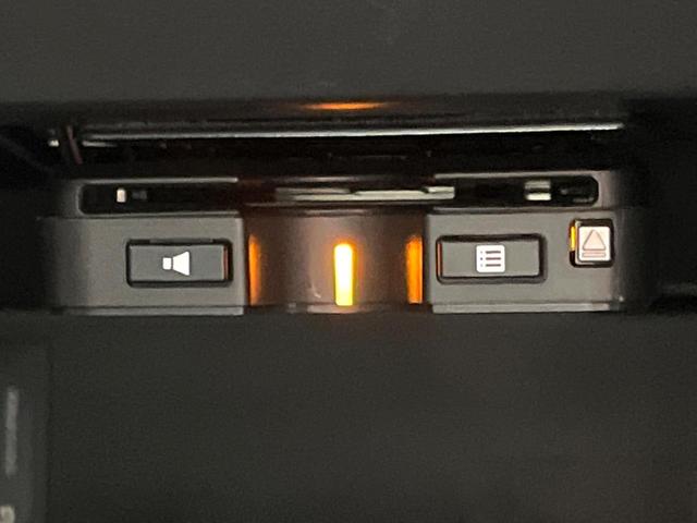 エクストレイル ２０Ｘ　ハイブリッド　純正ナビ　全周囲カメラ　デジタルミラー　ルーフレール　ＨＩＤヘッド　ドラレコ　フルセグ　Ｂｌｕｅｔｏｏｔｈ　オートエアコン　スマートキー（8枚目）