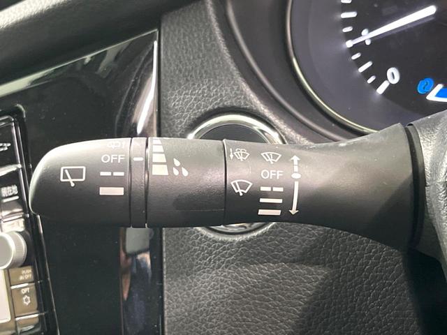 エクストレイル ２０Ｘ　ハイブリッド　純正ナビ　全周囲カメラ　デジタルミラー　ルーフレール　ＨＩＤヘッド　ドラレコ　フルセグ　Ｂｌｕｅｔｏｏｔｈ　オートエアコン　スマートキー（50枚目）