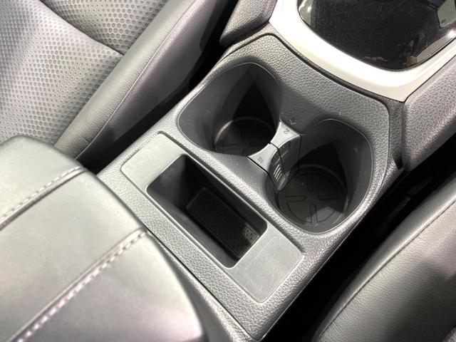 エクストレイル ２０Ｘ　ハイブリッド　純正ナビ　全周囲カメラ　デジタルミラー　ルーフレール　ＨＩＤヘッド　ドラレコ　フルセグ　Ｂｌｕｅｔｏｏｔｈ　オートエアコン　スマートキー（53枚目）