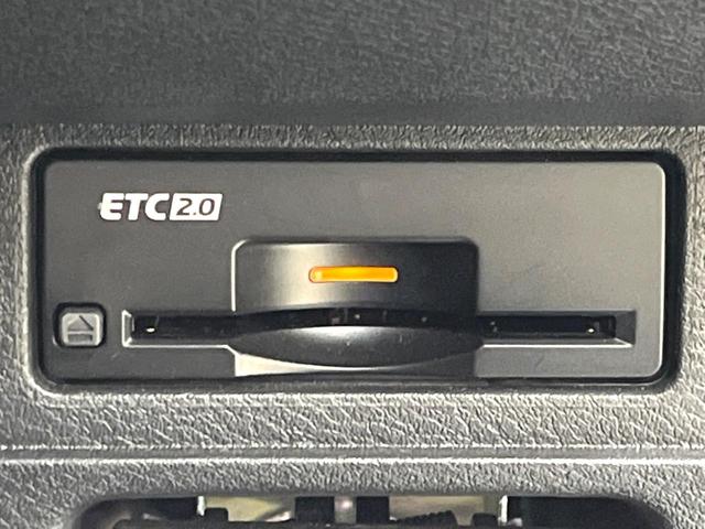 オーラ ニスモ NISMOエアロ メーカー9インチナビ 全周囲カメラ プロパイロット 三眼LEDヘッド ドラレコ ETC BSM フルセグ Bluetooth 電子パーキング オートホールド(8枚目)