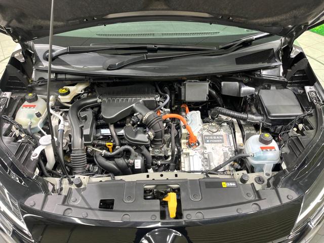 オーラ ニスモ NISMOエアロ メーカー9インチナビ 全周囲カメラ プロパイロット 三眼LEDヘッド ドラレコ ETC BSM フルセグ Bluetooth 電子パーキング オートホールド(19枚目)