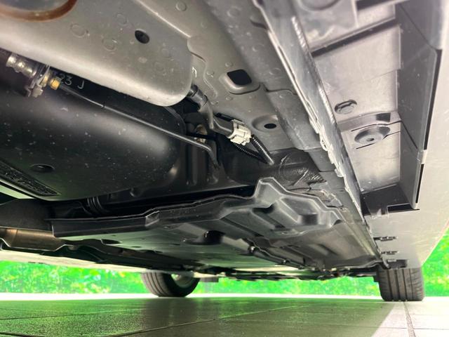 オーラ ニスモ NISMOエアロ メーカー9インチナビ 全周囲カメラ プロパイロット 三眼LEDヘッド ドラレコ ETC BSM フルセグ Bluetooth 電子パーキング オートホールド(27枚目)