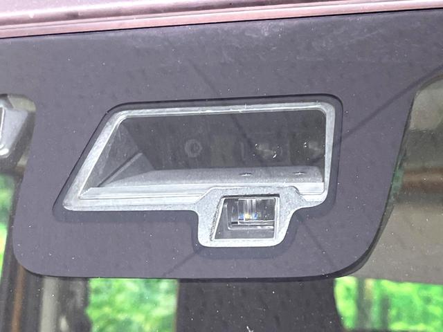 スペーシアギア ハイブリッドＸＺ　ターボ　純正８インチナビ　両側電動　バックカメラ　ＥＴＣ　ドラレコ　衝突軽減　ＬＥＤヘッド　コーナーセンサー　ルーフレール　シートヒーター　オートエアコン（6枚目）