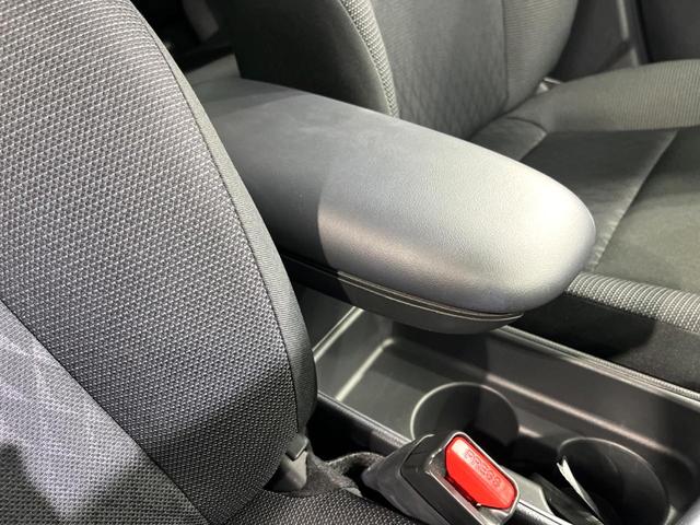 ヤリスクロス Ｇ　純正８インチＤＡ　フルセグ　バックカメラ　ドラレコ　ＥＴＣ　衝突軽減　レーダークルーズ　Ｂｌｕｅｔｏｏｔｈ　電子パーキング　オートホールド　オートエアコン　スマートキー（49枚目）