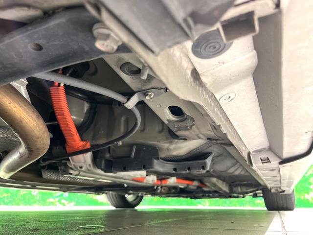 プリウス S モデリスタエアロ 8型ナビ バックカメラ スマートキー HIDヘッド ETC オートライト オートエアコン Bluetooth CD DVD再生 フルセグ LEDフォグ(26枚目)