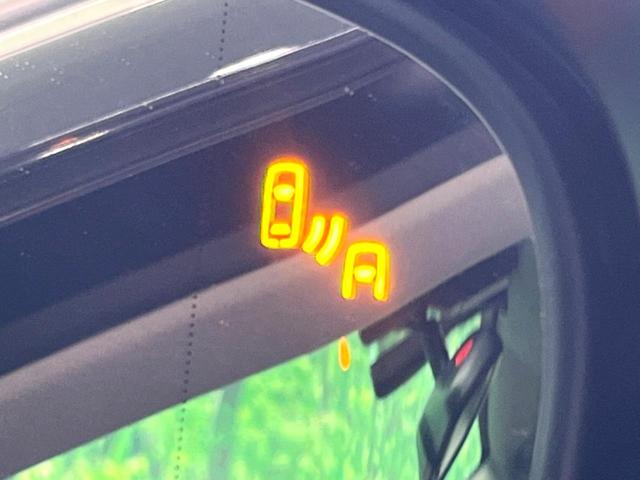 IS IS300h バージョンL ムーンルーフ プリクラッシュ メーカーナビ バックカメラ LEDヘッド スマートキー 純正OP18AW ETC 黒革 レーダークルーズ シートメモリー(6枚目)