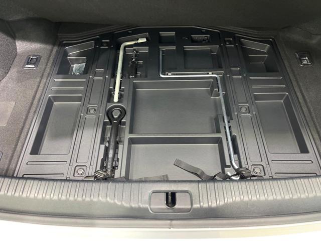 IS IS300h バージョンL ムーンルーフ プリクラッシュ メーカーナビ バックカメラ LEDヘッド スマートキー 純正OP18AW ETC 黒革 レーダークルーズ シートメモリー(30枚目)