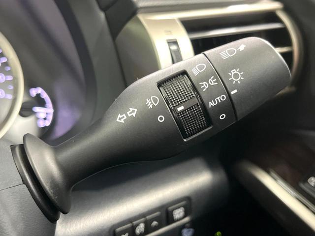 IS IS300h バージョンL ムーンルーフ プリクラッシュ メーカーナビ バックカメラ LEDヘッド スマートキー 純正OP18AW ETC 黒革 レーダークルーズ シートメモリー(51枚目)