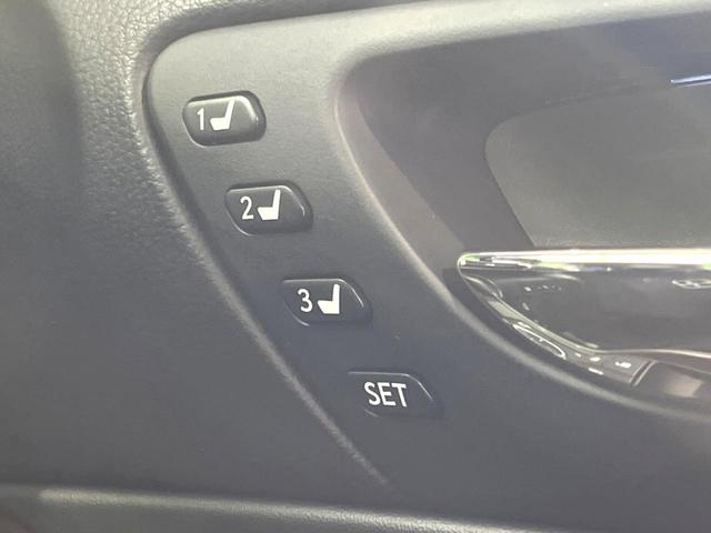 IS IS300h バージョンL ムーンルーフ プリクラッシュ メーカーナビ バックカメラ LEDヘッド スマートキー 純正OP18AW ETC 黒革 レーダークルーズ シートメモリー(59枚目)