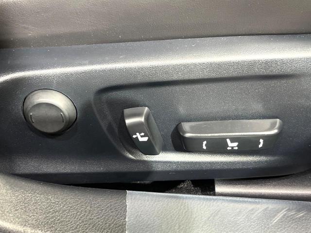 IS IS300h バージョンL ムーンルーフ プリクラッシュ メーカーナビ バックカメラ LEDヘッド スマートキー 純正OP18AW ETC 黒革 レーダークルーズ シートメモリー(61枚目)