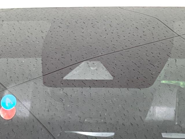 Ｃ－ＨＲ Ｓ　ＬＥＤパッケージ　純正９インチナビ　バックカメラ　ＬＥＤヘッド　フルセグ　Ｂｌｕｅｔｏｏｔｈ　ＥＴＣ　ドラレコ　レーダークルーズ　衝突軽減　電子パーキング　オートホールド（5枚目）