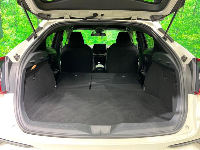 Ｃ－ＨＲ Ｓ　ＬＥＤパッケージ　純正９インチナビ　バックカメラ　ＬＥＤヘッド　フルセグ　Ｂｌｕｅｔｏｏｔｈ　ＥＴＣ　ドラレコ　レーダークルーズ　衝突軽減　電子パーキング　オートホールド（11枚目）