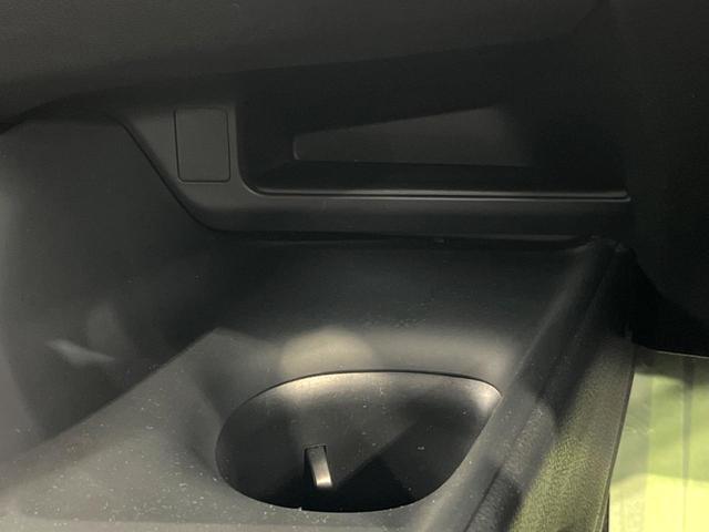 Ｃ－ＨＲ Ｓ　ＬＥＤパッケージ　純正９インチナビ　バックカメラ　ＬＥＤヘッド　フルセグ　Ｂｌｕｅｔｏｏｔｈ　ＥＴＣ　ドラレコ　レーダークルーズ　衝突軽減　電子パーキング　オートホールド（38枚目）
