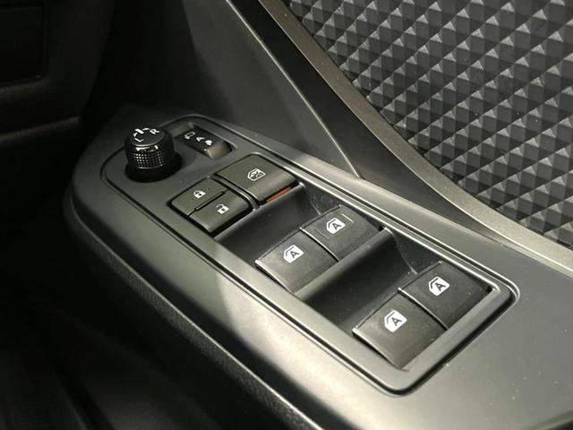 Ｃ－ＨＲ Ｓ　ＬＥＤパッケージ　純正９インチナビ　バックカメラ　ＬＥＤヘッド　フルセグ　Ｂｌｕｅｔｏｏｔｈ　ＥＴＣ　ドラレコ　レーダークルーズ　衝突軽減　電子パーキング　オートホールド（49枚目）