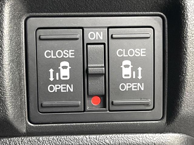 N-BOXカスタム ターボ 純正8型ナビ 両側電動 バックカメラ 衝突軽減 ドラレコ ETC ハーフレザーシート シートヒーター レーダークルーズ LEDヘッド 純正15AW オートエアコン 充電用USBタイプC端子(5枚目)