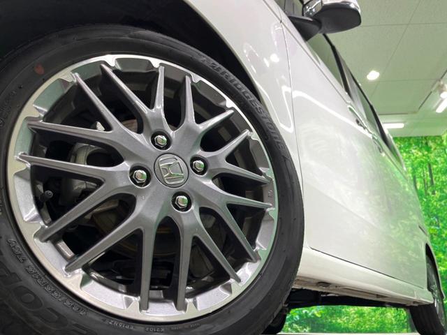 N-BOXカスタム ターボ 純正8型ナビ 両側電動 バックカメラ 衝突軽減 ドラレコ ETC ハーフレザーシート シートヒーター レーダークルーズ LEDヘッド 純正15AW オートエアコン 充電用USBタイプC端子(14枚目)