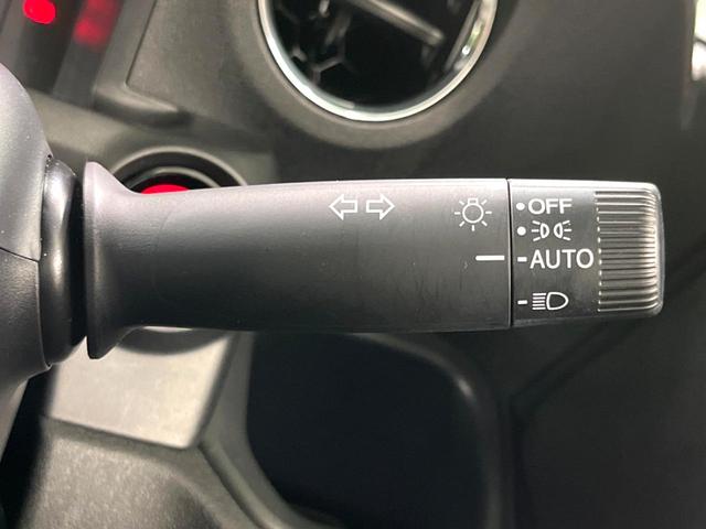 N-BOXカスタム ターボ 純正8型ナビ 両側電動 バックカメラ 衝突軽減 ドラレコ ETC ハーフレザーシート シートヒーター レーダークルーズ LEDヘッド 純正15AW オートエアコン 充電用USBタイプC端子(48枚目)