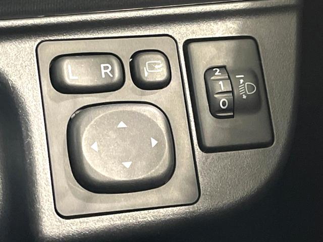 アクア Sスタイルブラック 純正ナビ バックカメラ ETC 衝突軽減 スマートキー Bluetooth再生 オートエアコン 電動格納ミラー(44枚目)