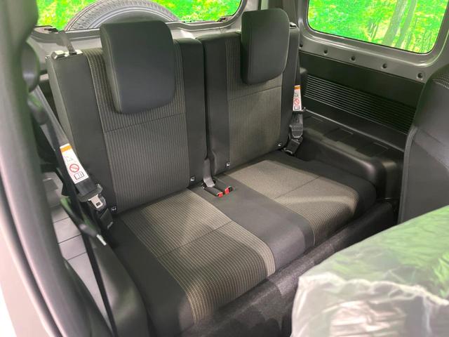 高品質なオリジナルフロアマットもオプションにてご用意しております。お好きなデザインやカラーをお車に合わせて選んでいただくことができます♪