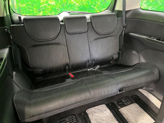 ３列目シートはもちろん状態良好☆大人でもゆったりと座って頂けますので、大人数でのお出かけもラクラクです♪ご家族で、気の知れた仲間で、ドライブに行くのが楽しみですね♪