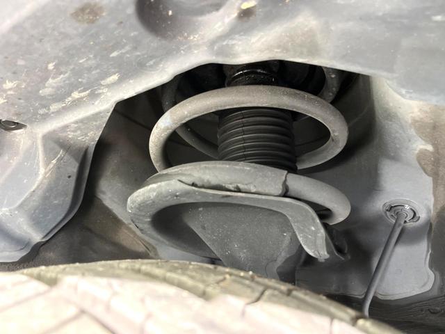 デリカD:5 D パワーパッケージ ディーゼル アルパイン9インチナビ 後席モニター バックカメラ 両側電動スライド 4WD スマートキー HIDヘッド ETC シートヒーター クルーズコントロール オートエアコン(20枚目)