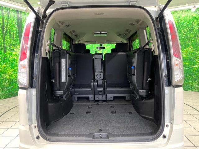 セレナ ハイウェイスター SDナビ 後席モニター 両側電動 ドラレコ バックカメラ ETC オートエアコン スマートキー 電動格納ミラー(11枚目)