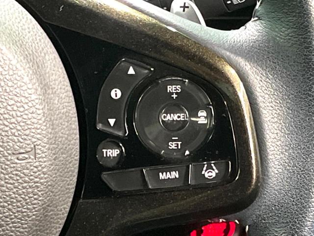 N-BOXカスタム G・Lターボホンダセンシング 純正8インチナビ 両側電動 バックカメラ ワンオーナー シートヒーター ETC 衝突軽減 レーダークルーズ LEDヘッド フルセグ Bluetooth ハーフレザーシート(6枚目)