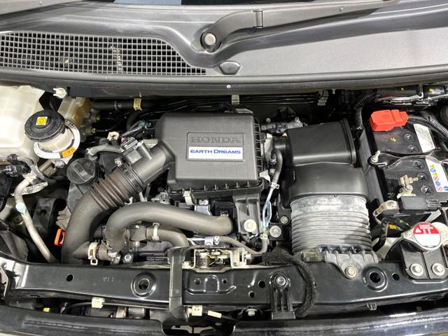 N-BOXカスタム G・Lターボホンダセンシング 純正8インチナビ 両側電動 バックカメラ ワンオーナー シートヒーター ETC 衝突軽減 レーダークルーズ LEDヘッド フルセグ Bluetooth ハーフレザーシート(19枚目)