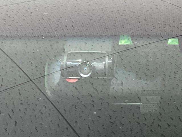 フィットハイブリッド L ホンダセンシング 純正ナビ バックカメラ ETC 衝突軽減 LEDヘッド フルセグ Bluetooth レーダークルーズ オートエアコン スマートキー(7枚目)