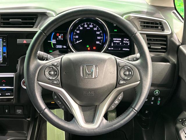 フィットハイブリッド L ホンダセンシング 純正ナビ バックカメラ ETC 衝突軽減 LEDヘッド フルセグ Bluetooth レーダークルーズ オートエアコン スマートキー(12枚目)