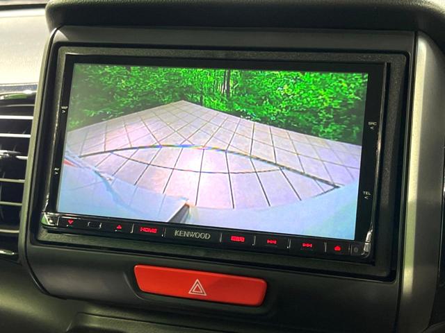 N-BOXカスタム 2トーンカラースタイル GターボSSパッケージ ナビ 両側電動 バックカメラ HIDヘッド ETC 衝突軽減 シートヒーター ハーフレザーシート オートエアコン スマートキー 電動格納ミラー(4枚目)