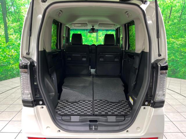 N-BOXカスタム 2トーンカラースタイル GターボSSパッケージ ナビ 両側電動 バックカメラ HIDヘッド ETC 衝突軽減 シートヒーター ハーフレザーシート オートエアコン スマートキー 電動格納ミラー(11枚目)