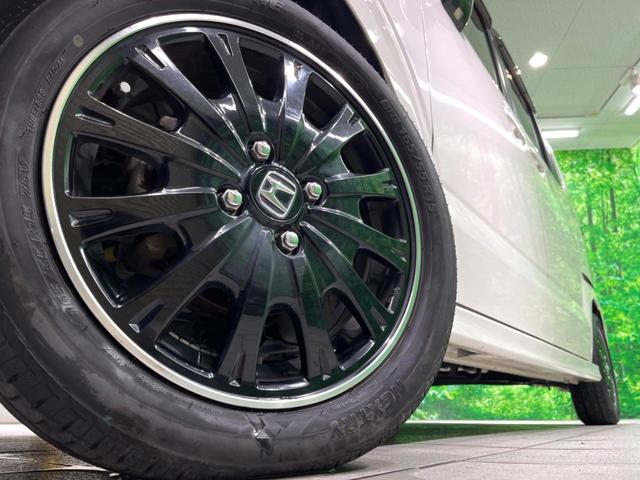 N-BOXカスタム 2トーンカラースタイル GターボSSパッケージ ナビ 両側電動 バックカメラ HIDヘッド ETC 衝突軽減 シートヒーター ハーフレザーシート オートエアコン スマートキー 電動格納ミラー(14枚目)