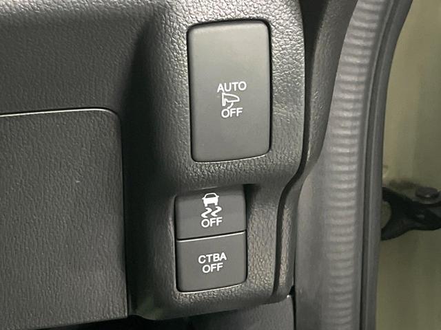 N-BOXカスタム 2トーンカラースタイル GターボSSパッケージ ナビ 両側電動 バックカメラ HIDヘッド ETC 衝突軽減 シートヒーター ハーフレザーシート オートエアコン スマートキー 電動格納ミラー(52枚目)