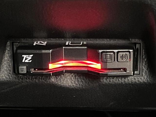 ヤリスクロス ハイブリッドZ アドベンチャー 特別仕様車 純正8インチDA 全周囲カメラ ETC ドラレコ BSM ハーフレザーシート パワーシート 寒冷地仕様 衝突軽減 レーダークルーズ シートヒーター(8枚目)