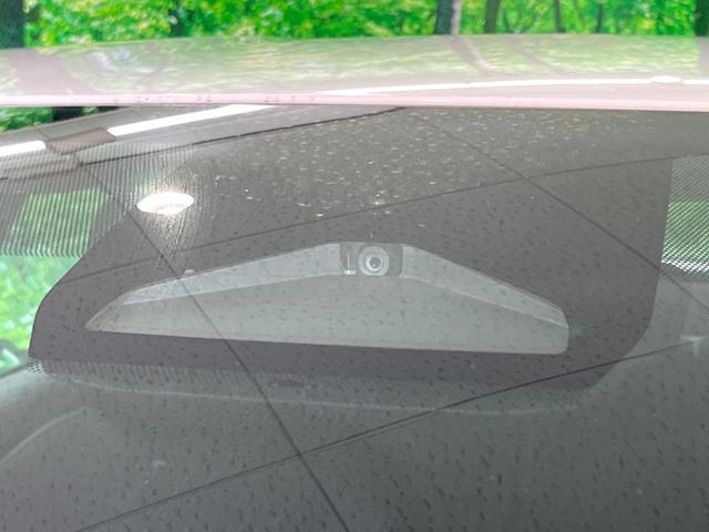 プリウス X 純正8インチDA バックカメラ セーフティセンス ブラインドスポットモニター レーダークルーズ ドラレコ ETC AC100V LEDヘッド 急速充電 スマートキー(5枚目)