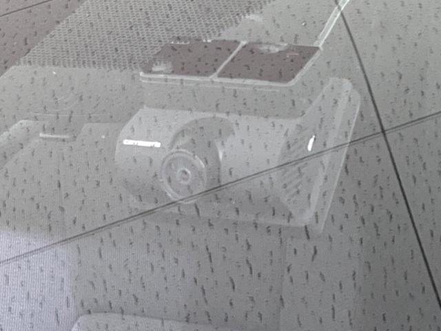 プリウス X 純正8インチDA バックカメラ セーフティセンス ブラインドスポットモニター レーダークルーズ ドラレコ ETC AC100V LEDヘッド 急速充電 スマートキー(7枚目)