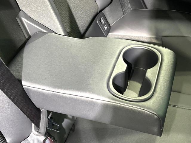 カローラクロス ハイブリッド Z 現行 ガラスルーフ 純正10インチDA 全周囲カメラ シートベンチレーション パワーシート パワーバックドア 電子パーキング ドラレコ ETC 前席シートヒーター(35枚目)