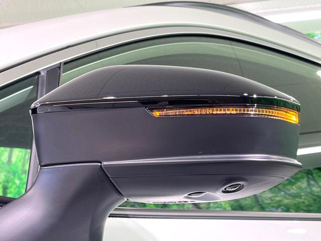 カローラクロス ハイブリッド Z 現行 ガラスルーフ 純正10インチDA 全周囲カメラ シートベンチレーション パワーシート パワーバックドア 電子パーキング ドラレコ ETC 前席シートヒーター(66枚目)