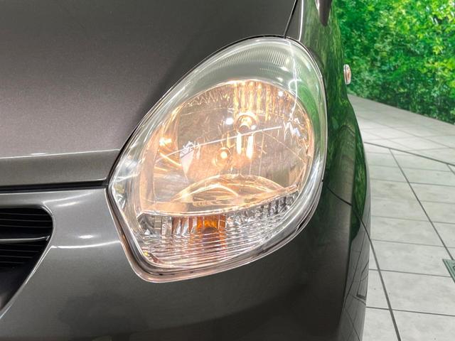 パッソ Ｘ　クツロギ　純正ナビ　ＥＴＣ　スマートキー　ベンチシート　電動格納ミラー　禁煙車　Ｂｌｕｅｔｏｏｔｈ　ヘッドライトレベライザー（12枚目）