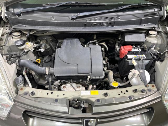 パッソ Ｘ　クツロギ　純正ナビ　ＥＴＣ　スマートキー　ベンチシート　電動格納ミラー　禁煙車　Ｂｌｕｅｔｏｏｔｈ　ヘッドライトレベライザー（19枚目）