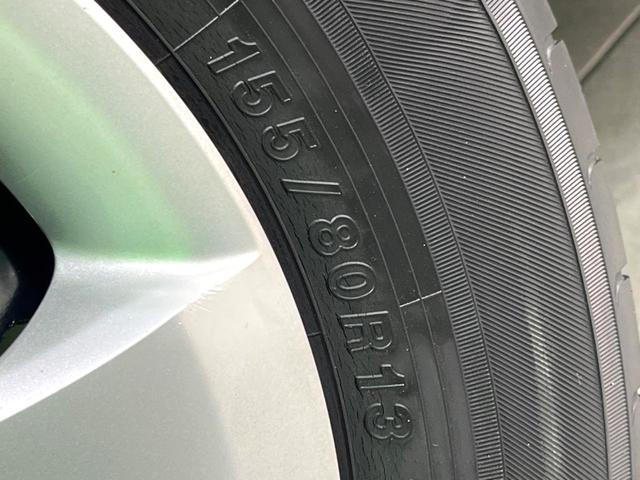 パッソ Ｘ　クツロギ　純正ナビ　ＥＴＣ　スマートキー　ベンチシート　電動格納ミラー　禁煙車　Ｂｌｕｅｔｏｏｔｈ　ヘッドライトレベライザー（49枚目）