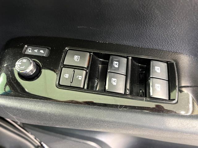 アルファード ２．５Ｓ　Ａパッケージ　後期　純正９インチナビ　後席モニター　両側電動　ドラレコ　ＥＴＣ　バックカメラ　ＬＥＤヘッド　衝突軽減　ＢＳＭ　レーダークルーズ　電子パーキング　オートホールド（63枚目）