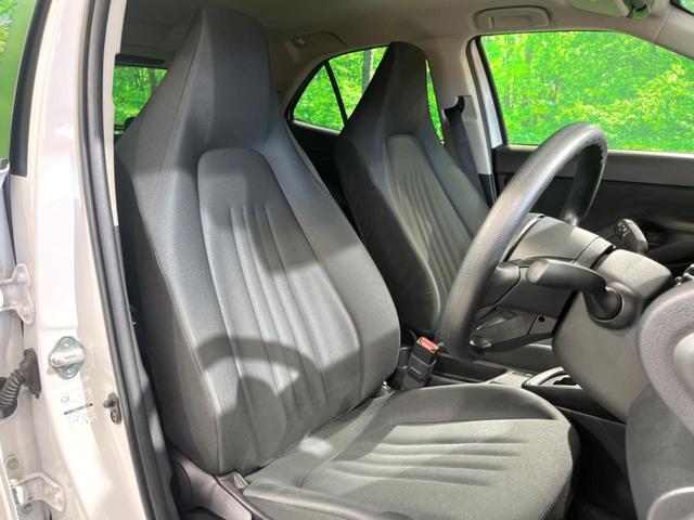 ヤリスクロス Ｘ　純正ナビ　フルセグ　バックカメラ　ＥＴＣ　Ｂｌｕｅｔｏｏｔｈ　レーダークルーズ　ＬＥＤヘッド　電子パーキング　オートホールド　オートエアコン　スマートキー（9枚目）