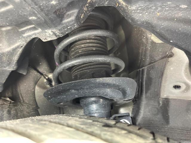 アクア Ｚ　純正１０インチナビ　全周囲カメラ　ＢＳＭ　衝突軽減　ＥＴＣ　ドラレコ　ＡＣ１００Ｖ電源　レーダークルーズ　ＬＥＤヘッド　スマートキー（20枚目）