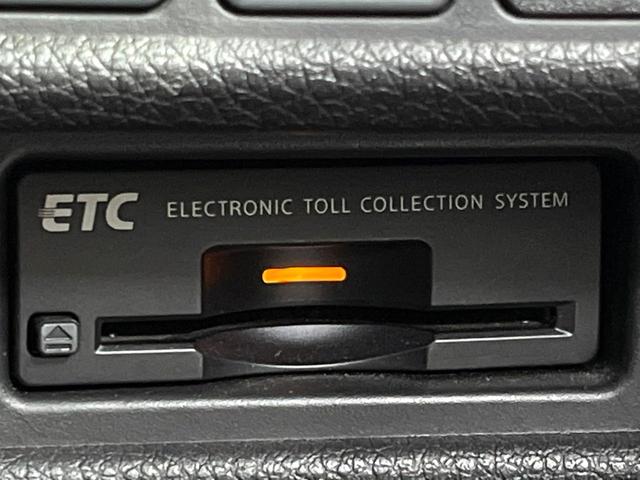 エクストレイル ２０Ｘ　後期　４ＷＤ　純正ナビ　全周囲カメラ　プロパイロット　パワーバックドア　電子パーキング　ＬＥＤヘッド　スマートキー　アイドリングストップ　純正１８インチアルミホイール（8枚目）