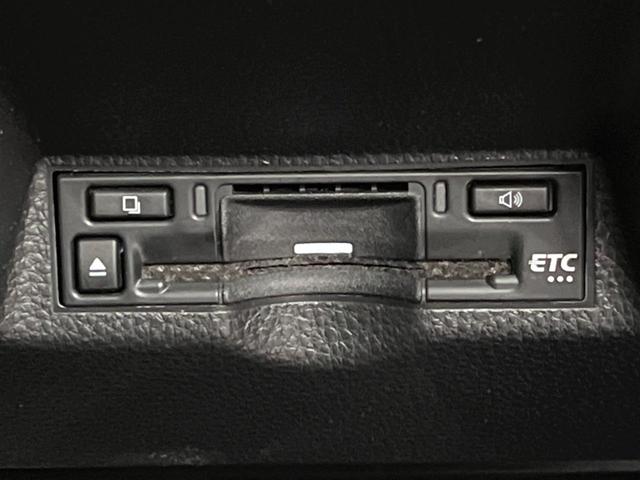 ヤリスクロス Ｚ　純正８インチＤＡ　全周囲カメラ　ＢＳＭ　ＥＴＣ　ドラレコ　ハーフレザーシート　ＬＥＤヘッド　パワーシート　衝突軽減　レーダークルーズ　シートヒーター　純正１８インチアルミホイール（7枚目）