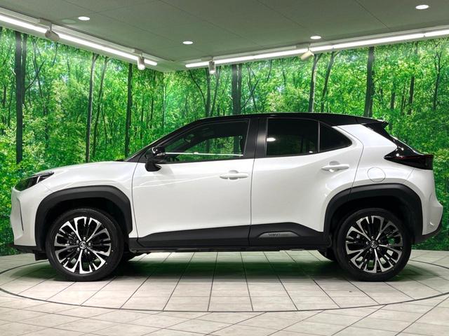 ヤリスクロス Ｚ　純正８インチＤＡ　全周囲カメラ　ＢＳＭ　ＥＴＣ　ドラレコ　ハーフレザーシート　ＬＥＤヘッド　パワーシート　衝突軽減　レーダークルーズ　シートヒーター　純正１８インチアルミホイール（26枚目）