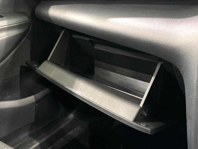 ヤリスクロス Ｚ　純正８インチＤＡ　全周囲カメラ　ＢＳＭ　ＥＴＣ　ドラレコ　ハーフレザーシート　ＬＥＤヘッド　パワーシート　衝突軽減　レーダークルーズ　シートヒーター　純正１８インチアルミホイール（64枚目）