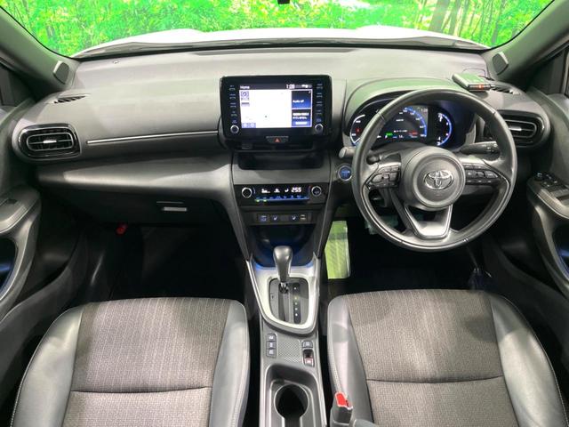 ヤリスクロス ハイブリッドZ 純正8インチDA 全周囲カメラ BSM ETC ハーフレザーシート 衝突軽減 前席シートヒーター LEDヘッド ステアリングヒーター 純正18インチアルミホイール(2枚目)